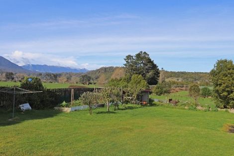 Photo of property in 24 Umere, Karamea, 7893