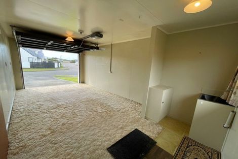 Photo of property in 38b Thomas Place, Foxton Beach, Foxton, 4815