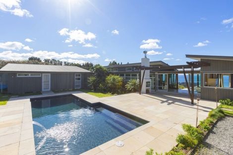 Photo of property in 917 Pakiri Block Road, Tomarata, Wellsford, 0974