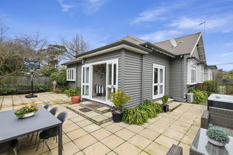 Photo of property in 12 Browns Road, St Albans, Christchurch, 8014