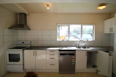 Photo of property in 10 Acton Place, Avondale, Auckland, 0600