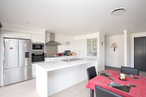 Photo of property in 7 Costello Drive, Ngatea, 3503