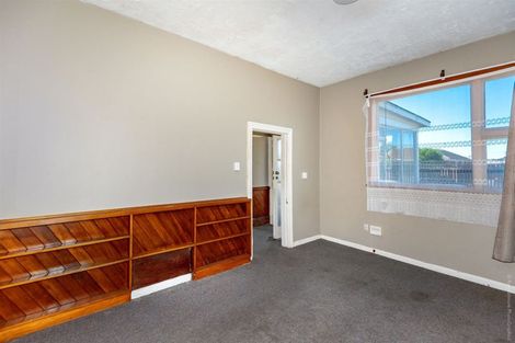 Photo of property in 172 Shaw Avenue, New Brighton, Christchurch, 8083