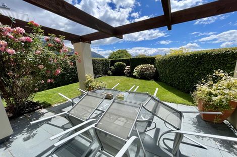 Photo of property in 9 Meadowbrook Place, Wanaka, 9305