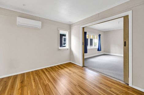 Photo of property in 257 Princes Street, Hawera, 4610