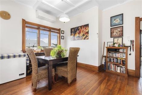 Photo of property in 2 Bowers Road, Glen Eden, Auckland, 0602