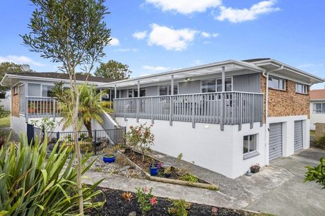Photo of property in 6 Taioma Crescent, Te Atatu Peninsula, Auckland, 0610