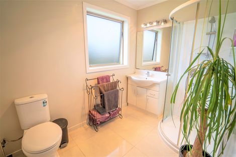 Photo of property in 69 Cargill Street, Waikiwi, Invercargill, 9810