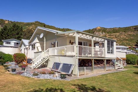 Photo of property in 17 Te Miha Crescent, Cape Palliser, Featherston, 5772