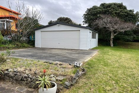 Photo of property in 6 Kaitawa Street, Waikanae Beach, Waikanae, 5036
