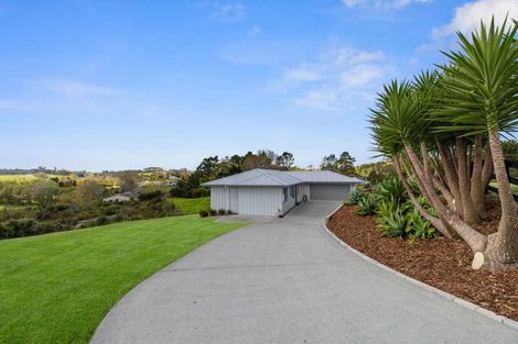 Photo of property in 11 Lupis Way, Kaiwaka, 0573