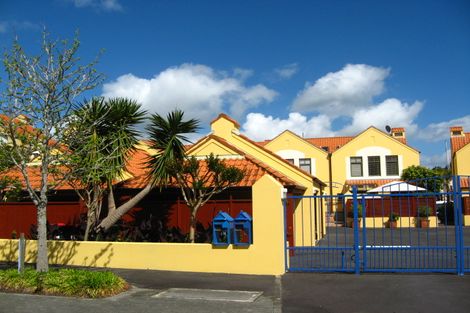 Photo of property in 104 Harbour Village Drive, Gulf Harbour, Whangaparaoa, 0930