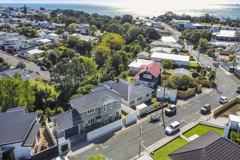 Photo of property in 26 Baring Terrace, Strandon, New Plymouth, 4312
