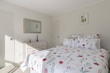 Photo of property in 56 Links View Drive, Omokoroa, 3114