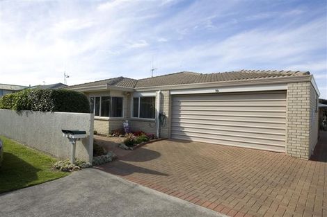 Photo of property in 59a Ngatai Road, Otumoetai, Tauranga, 3110