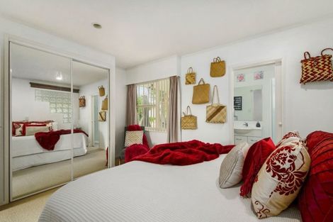 Photo of property in 12 Winslow Heights, Pahurehure, Papakura, 2113