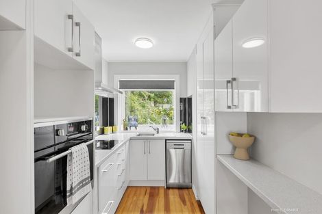 Photo of property in 2/46 South Karori Road, Karori, Wellington, 6012