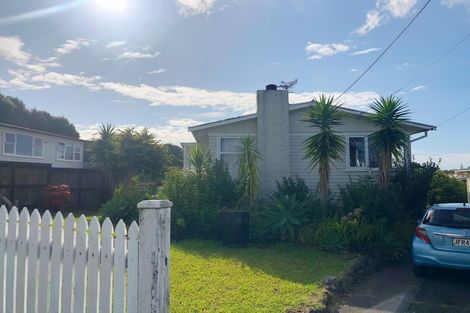 Photo of property in 4 Beverly Place, New Lynn, Auckland, 0600