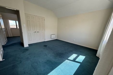 Photo of property in 18 Derry Hill, Churton Park, Wellington, 6037