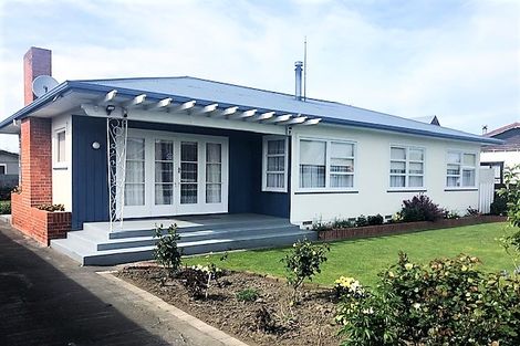 Photo of property in 605 Park Road North, Parkvale, Hastings, 4122