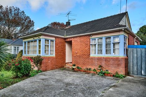 Photo of property in 96 Molesworth Street, Taita, Lower Hutt, 5011