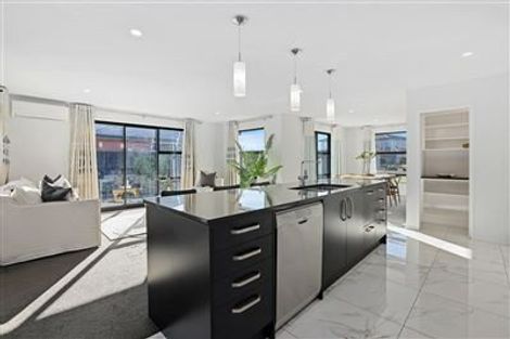 Photo of property in 135 Bibiana Street, Aidanfield, Christchurch, 8025