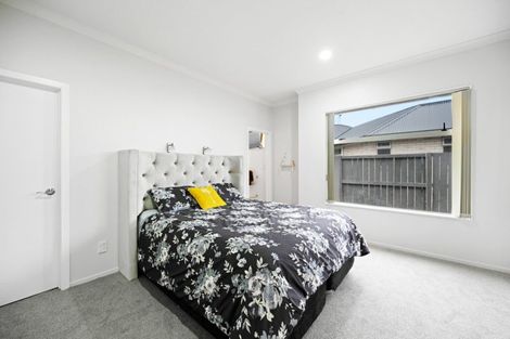 Photo of property in 31 Mickelson Avenue, Rototuna, Hamilton, 3210