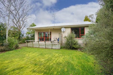 Photo of property in 100 Watt Road, Otatara, Invercargill, 9879