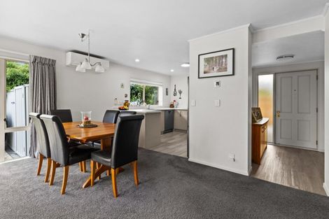 Photo of property in 34 Avondale Road, Taradale, Napier, 4112