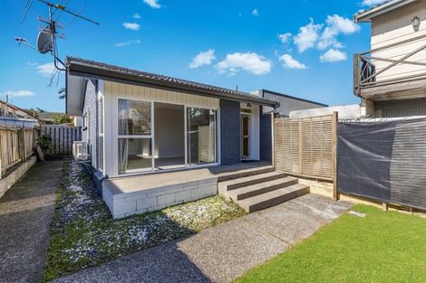 Photo of property in 2/19 Maich Road, Manurewa, Auckland, 2102