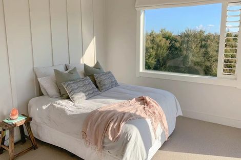 Photo of property in 14 Heipipi Drive, Eskdale, Napier, 4182