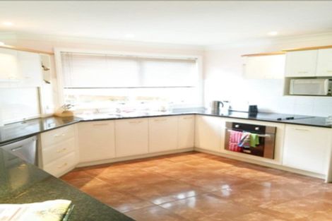 Photo of property in 4 Gracechurch Drive, Flat Bush, Auckland, 2016