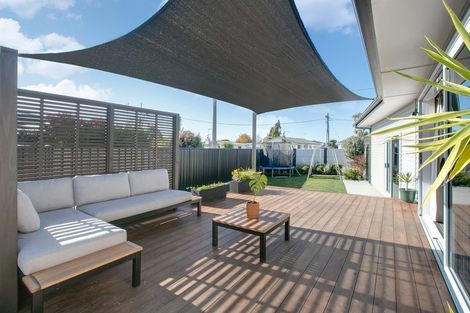 Photo of property in 20 Windsor Terrace, Taradale, Napier, 4112