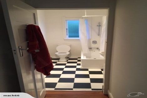 Photo of property in 917 Heretaunga Street East, Parkvale, Hastings, 4122