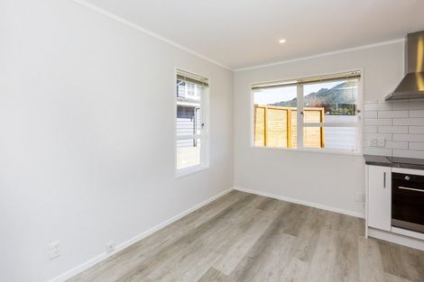 Photo of property in 5 Akron Grove, Totara Park, Upper Hutt, 5018