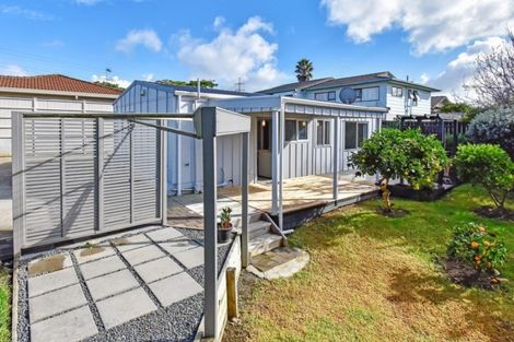 Photo of property in 45a Barnhill Crescent, Pahurehure, Papakura, 2113