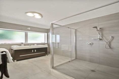 Photo of property in 2/527 Weymouth Road, Weymouth, Auckland, 2103