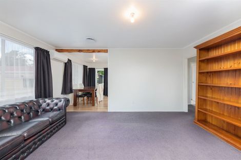 Photo of property in 16 Kellett Road, Ranui, Auckland, 0612
