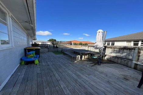 Photo of property in 3 Waitaua Street, Papakura, 2110