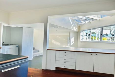 Photo of property in 13 Wicklow Road, Narrow Neck, Auckland, 0622