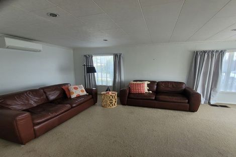 Photo of property in 16 Freebairn Street, Redwood, Christchurch, 8051