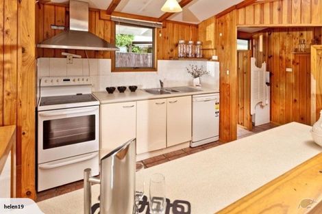 Photo of property in 10 Phillipa Place, Browns Bay, Auckland, 0630