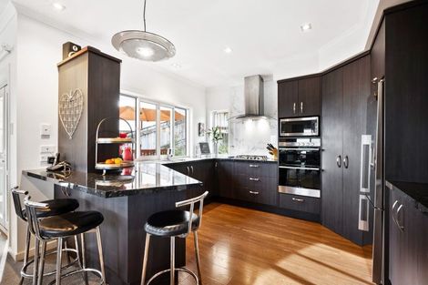 Photo of property in 17 Iona Road, Havelock North, 4130