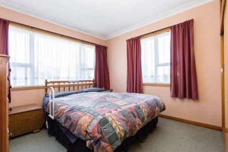 Photo of property in 5 Watson Street, Green Island, Dunedin, 9018