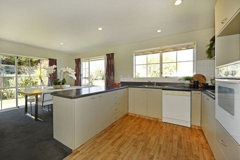 Photo of property in 11 Fieldmoor Place, Parklands, Christchurch, 8083