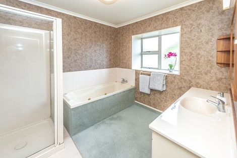 Photo of property in 15 Perrett Drive, Otamatea, Whanganui, 4500