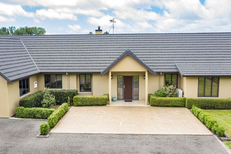 Photo of property in 100 Lea Grove, Levin, 5572