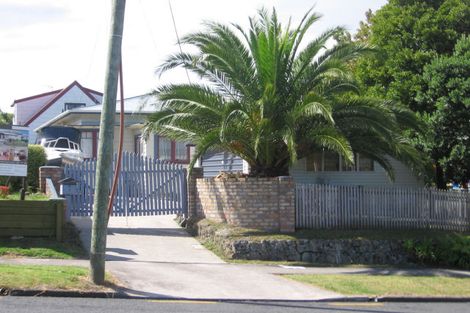 Photo of property in 1 Arawa Street, New Lynn, Auckland, 0600