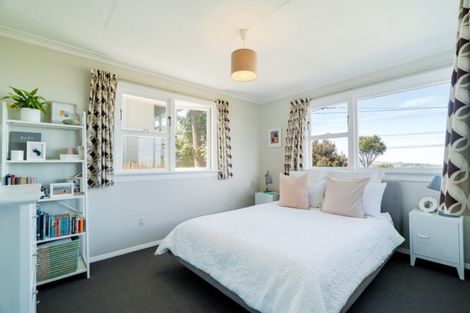 Photo of property in 60 Stephen Street, Halfway Bush, Dunedin, 9010