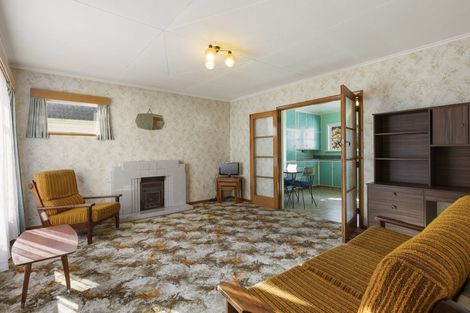 Photo of property in 17 Sunny Grove, Wainuiomata, Lower Hutt, 5014